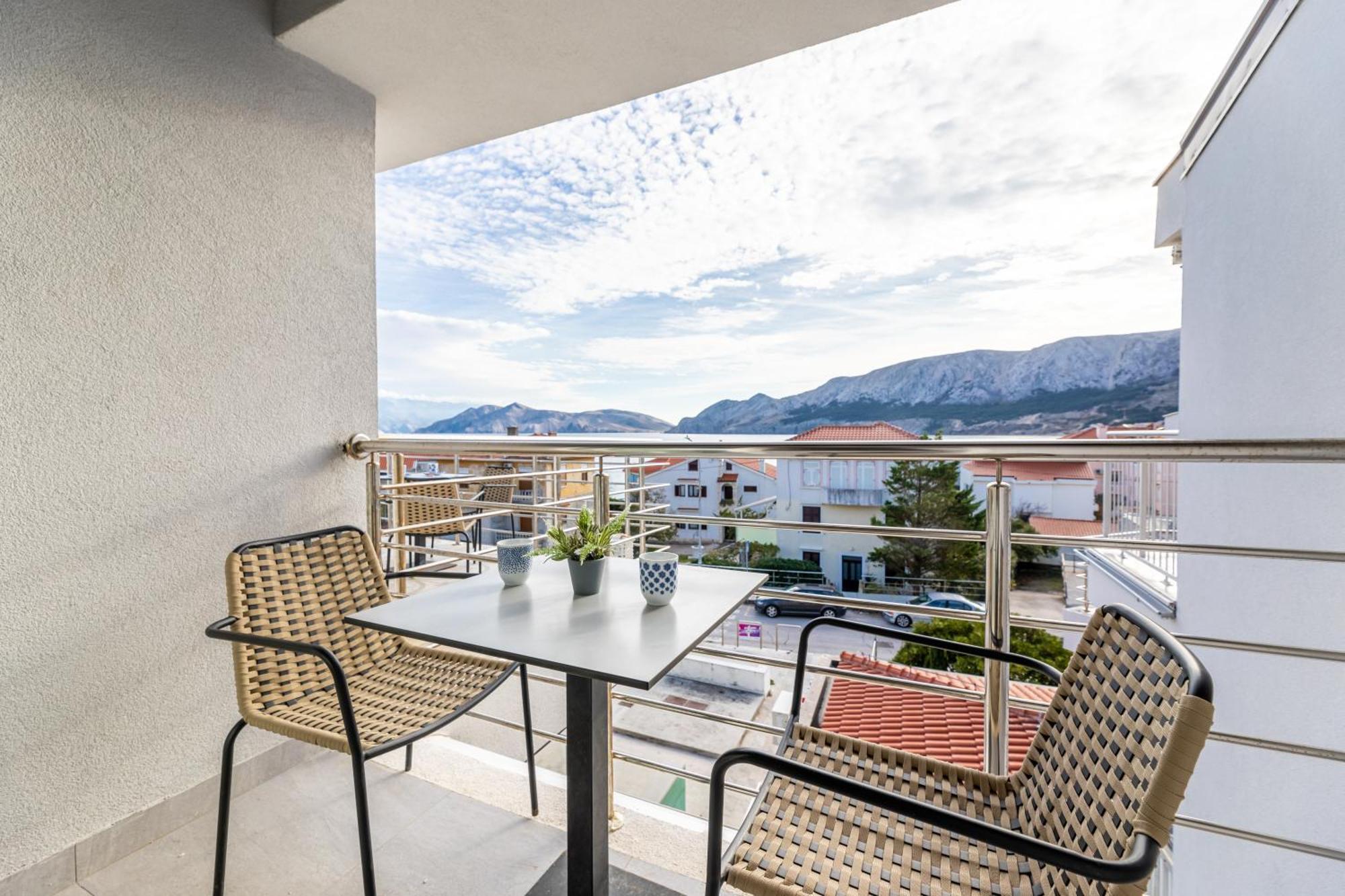 Apartman 114 Baska  Bagian luar foto