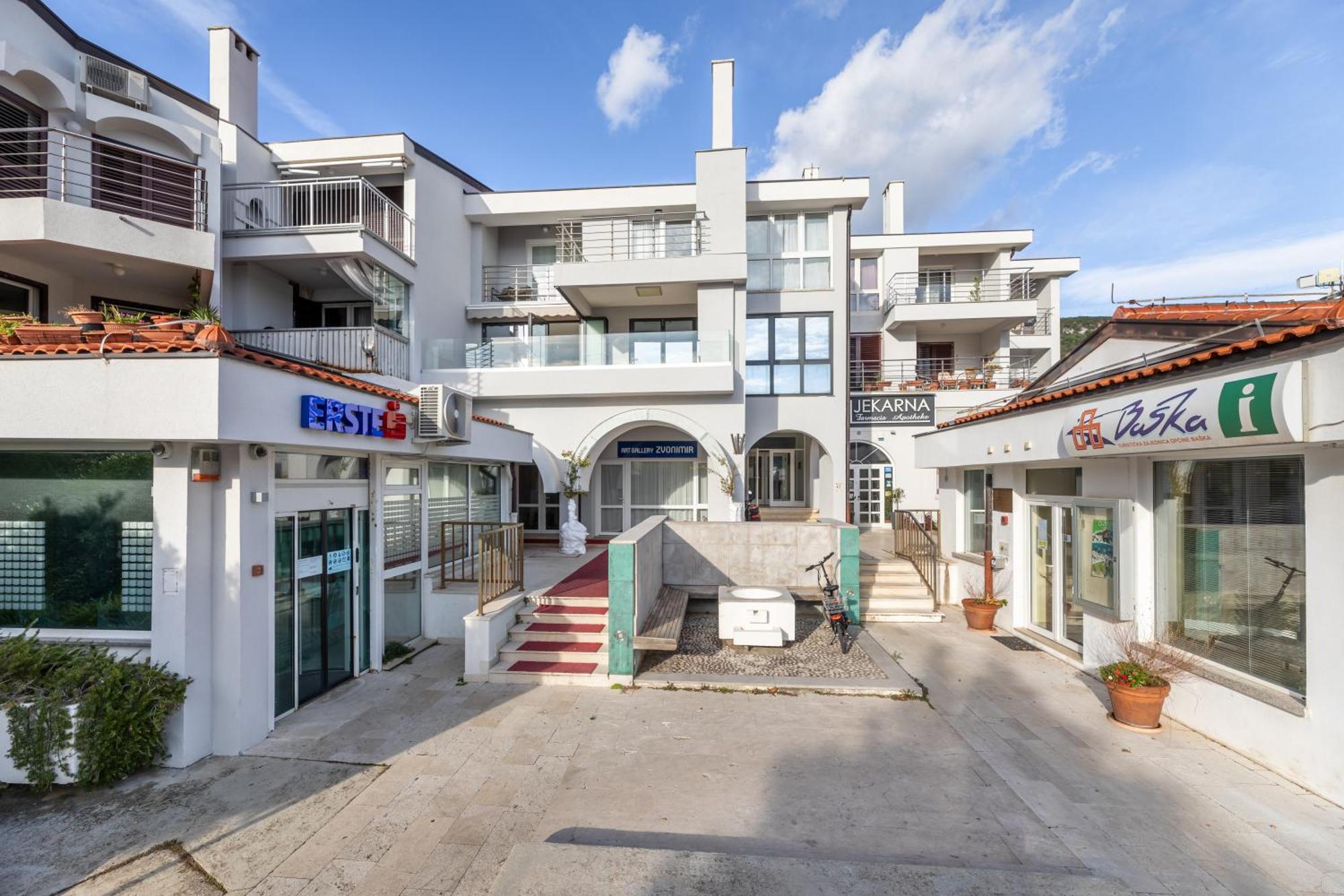 Apartman 114 Baska  Bagian luar foto