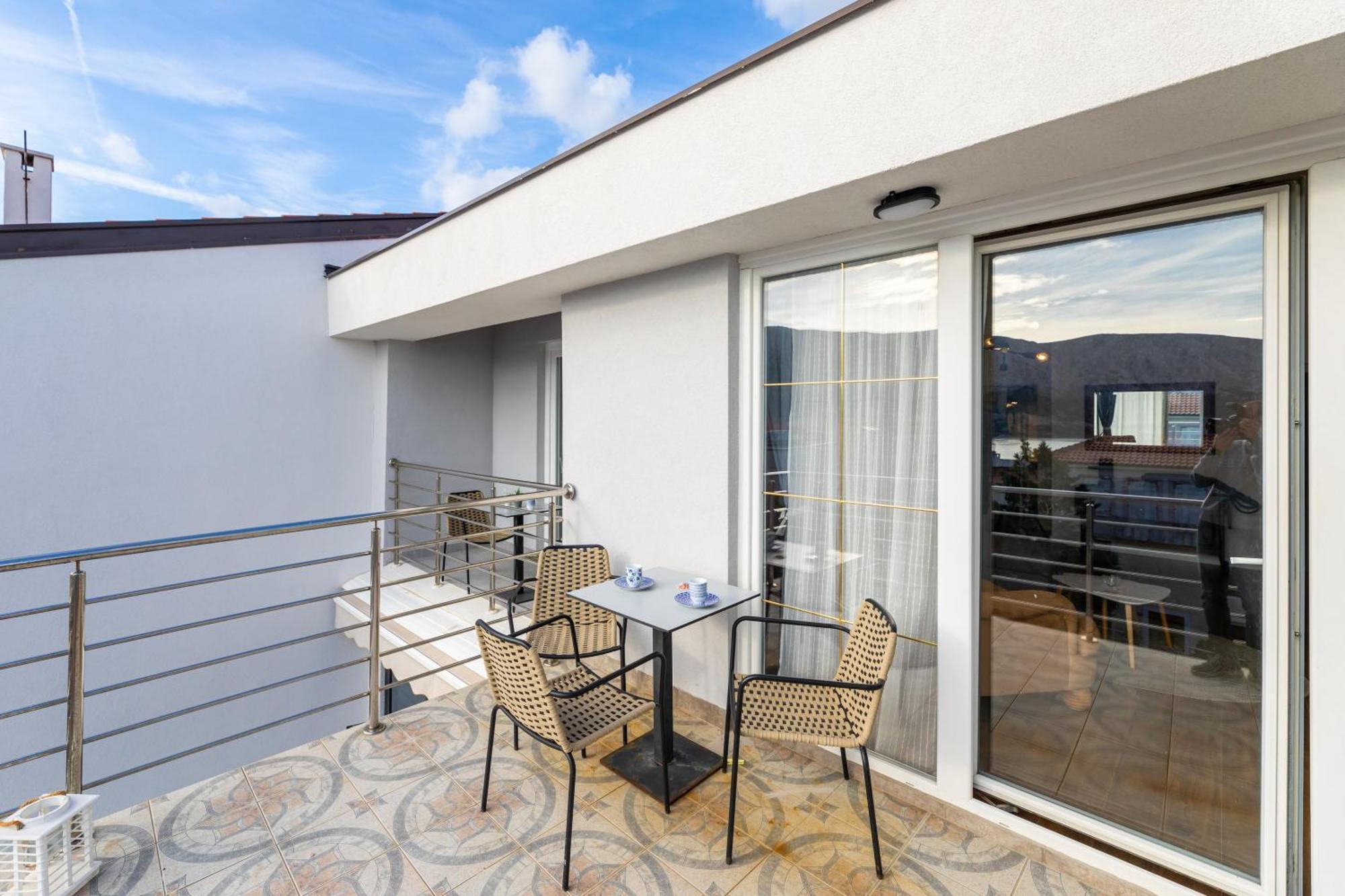 Apartman 114 Baska  Bagian luar foto