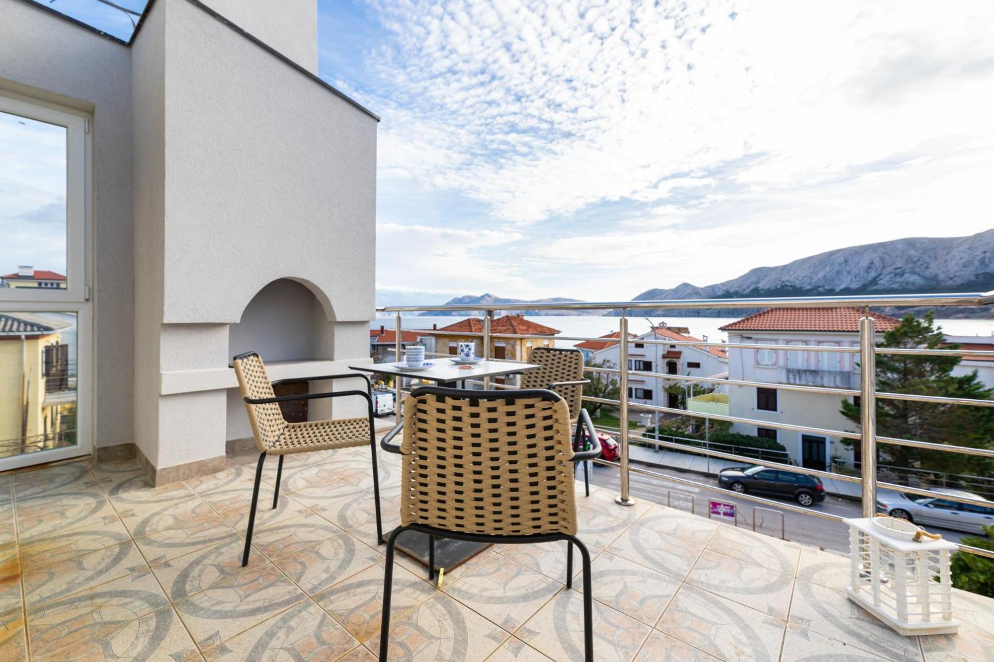 Apartman 114 Baska  Bagian luar foto